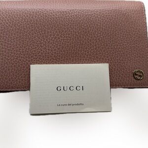 Gucci Dusty Pink Leather Women's Clutch